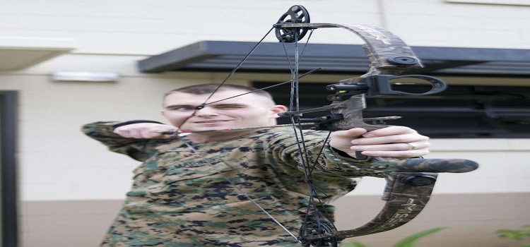 How to Aim a Compound Bow Without Sights